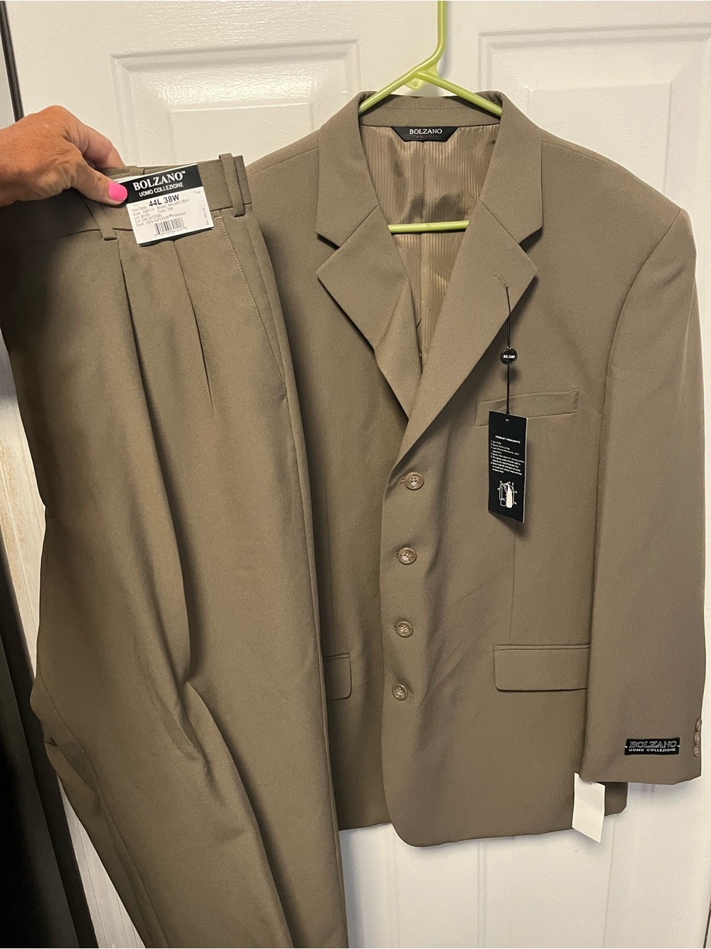 Bolzano Men's Tan Two-Piece Suit Jacket & Pants NWT 44 jacket 38/44 pants